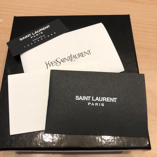 Saint Laurent(サンローラン)のイブサンローラン 財布 レディースのファッション小物(財布)の商品写真