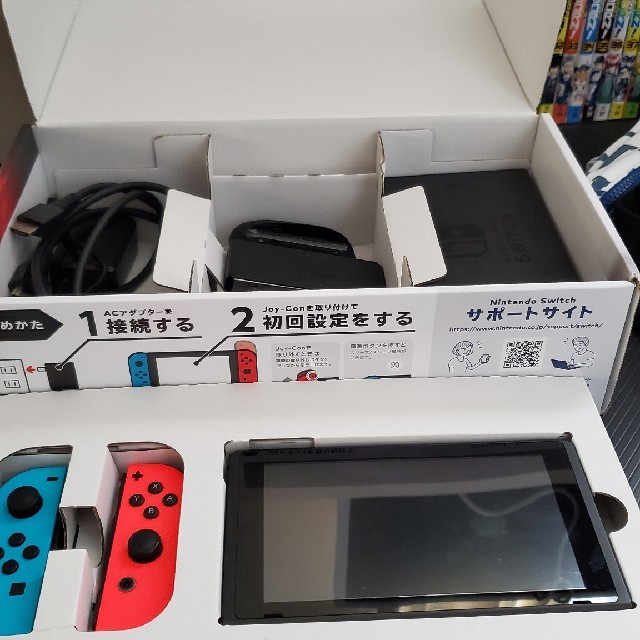 Nintendo Switch ネオンブルー&ポケモンソード