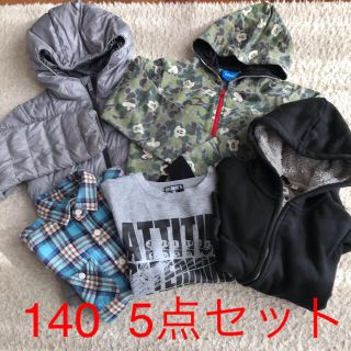 ユニクロ(UNIQLO)の男の子　140  冬物トップス　まとめ売り(その他)