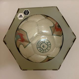 adidas - 2002年 FIFA 日韓ワールドカップ 公式試合球(5号球)の新品未 ...