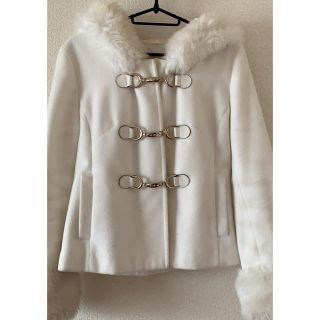 CECIL McBEE(ダッフルコート ・ ホワイト/白色系)のフリマ CECIL McBEE(ダッフルコート ・ ホワイト/白色系)のフリマ