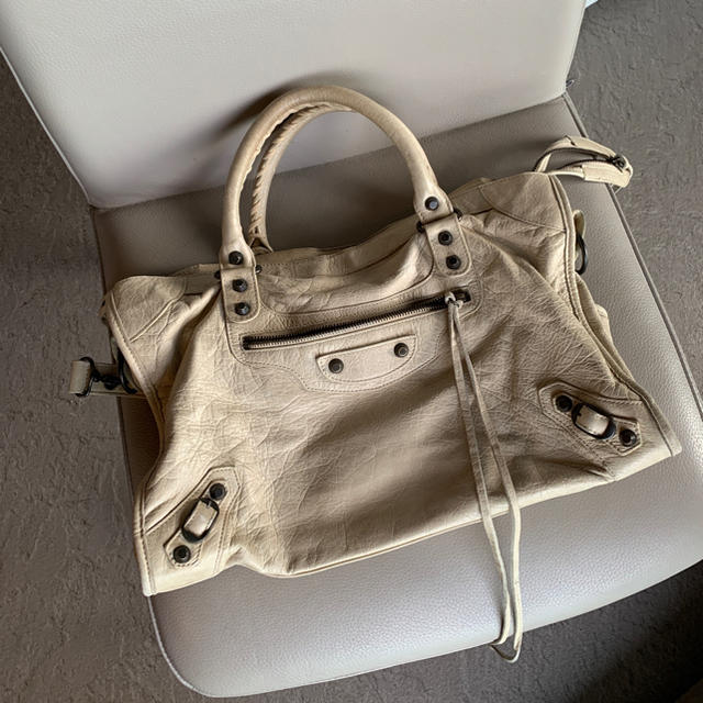 BALENCIAGA シティ・サンドベージュカラー