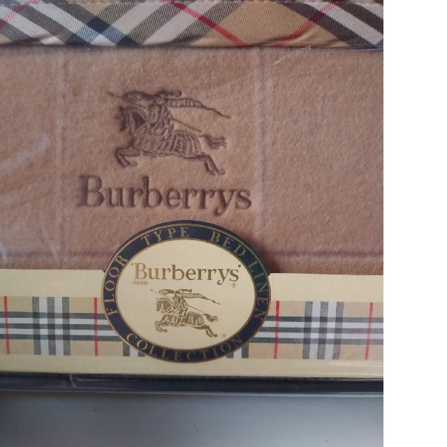 BURBERRY(バーバリー)のいのゆー8446様専用　バーバリーBurberrys  純毛毛布　未使用 インテリア/住まい/日用品の寝具(毛布)の商品写真