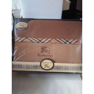 バーバリー(BURBERRY)のいのゆー8446様専用　バーバリーBurberrys  純毛毛布　未使用(毛布)