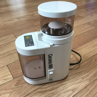 カリタ(CARITA)のカリタ Kalita 電動コーヒーミル C-90　アイボリー(電動式コーヒーミル)