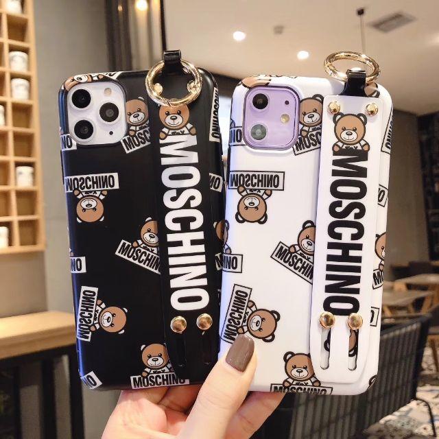 MOSCHINO(モスキーノ)の大人気  Moschino iPhone 携帯ケース  スマホ/家電/カメラのスマホアクセサリー(iPhoneケース)の商品写真