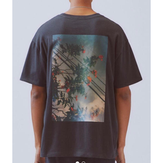 フィアオブゴッド(FEAR OF GOD)の新品 XS Fog Essential Photo tee ブラック(Tシャツ/カットソー(半袖/袖なし))