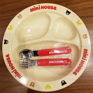 ミキハウス(mikihouse)のブルム様専用　MIKI HOUSE　食器　三点セット　新品未使用(離乳食器セット)
