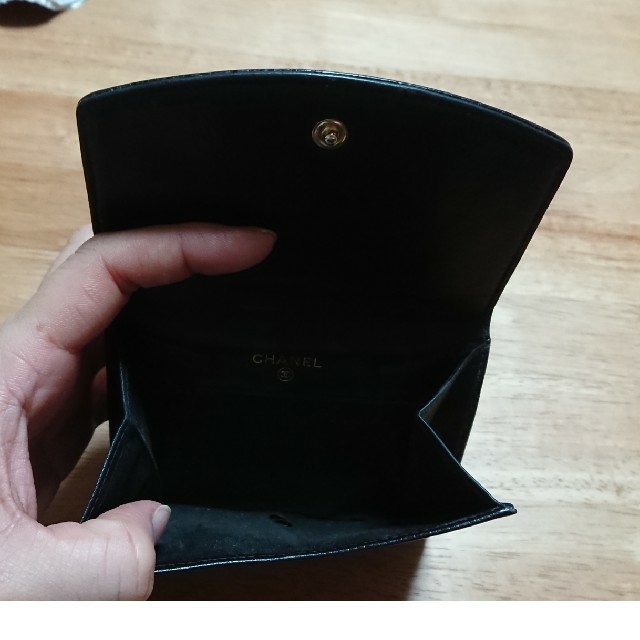 CHANEL(シャネル)のシャネル財布(訳あり) レディースのファッション小物(財布)の商品写真