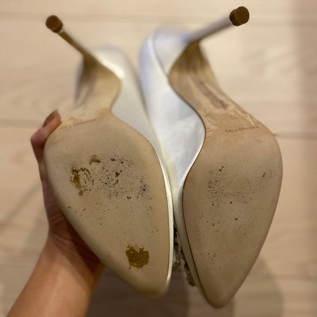 MANOLO BLAHNIK(マノロブラニク)のmanolo blahnik  hangishi 37 レディースの靴/シューズ(ハイヒール/パンプス)の商品写真