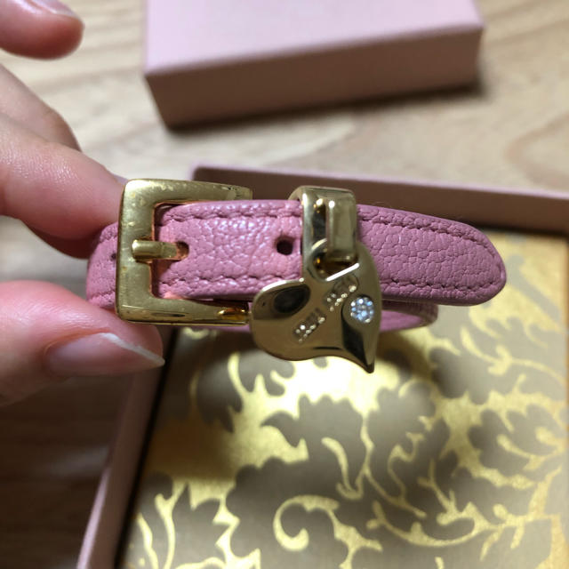 miumiu  レザーブレス  マドラスレザー ブレスレット ピンク ハート