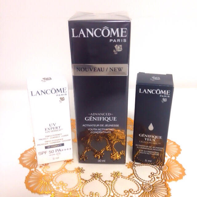 LANCOME(ランコム)のランコム ジェニフィック30ml コスメ/美容のスキンケア/基礎化粧品(ブースター/導入液)の商品写真