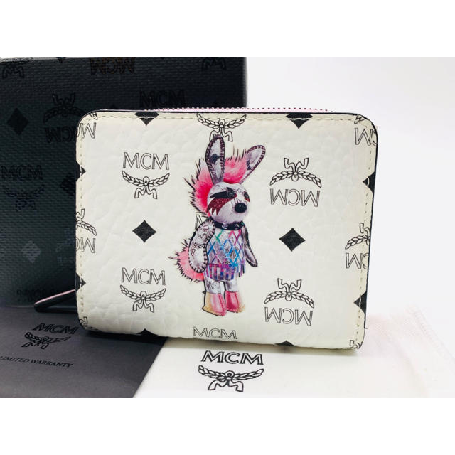 MCM(エムシーエム)の⭐️ 極美品 エムシーエム ラビットシリーズ コンパクトウォレット 二つ折り財布 レディースのファッション小物(財布)の商品写真