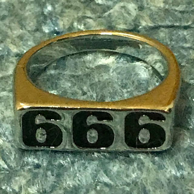 Supreme(シュプリーム)の666リング 指輪 メンズのアクセサリー(リング(指輪))の商品写真