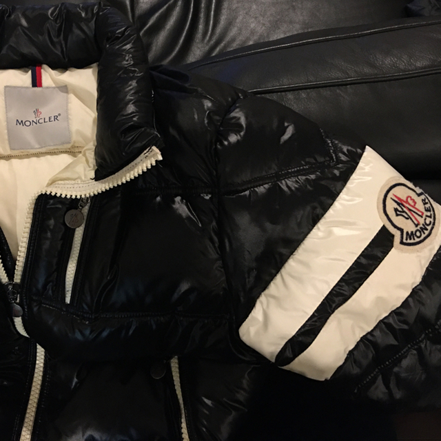 MONCLER(モンクレール)のモンクレール　エリック メンズのジャケット/アウター(ダウンジャケット)の商品写真