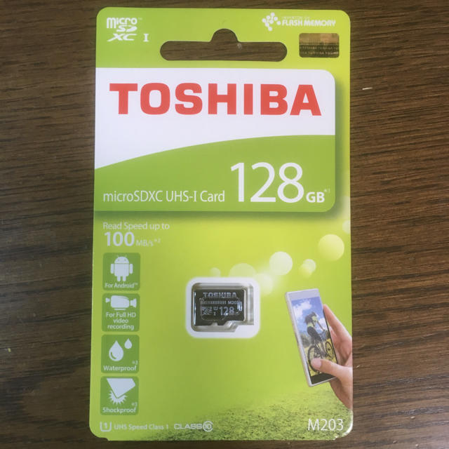 東芝(トウシバ)のmicrosd カード 128GB スマホ/家電/カメラのスマートフォン/携帯電話(その他)の商品写真