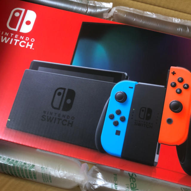 Switch スイッチ　Nintendo 新品　未開封　新モデル　ネオン