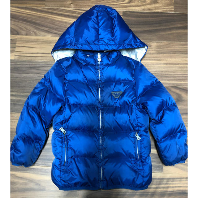 ARMANI JUNIOR(アルマーニ ジュニア)のアルマーニジュニア ダウン 4A キッズ/ベビー/マタニティのキッズ服男の子用(90cm~)(コート)の商品写真