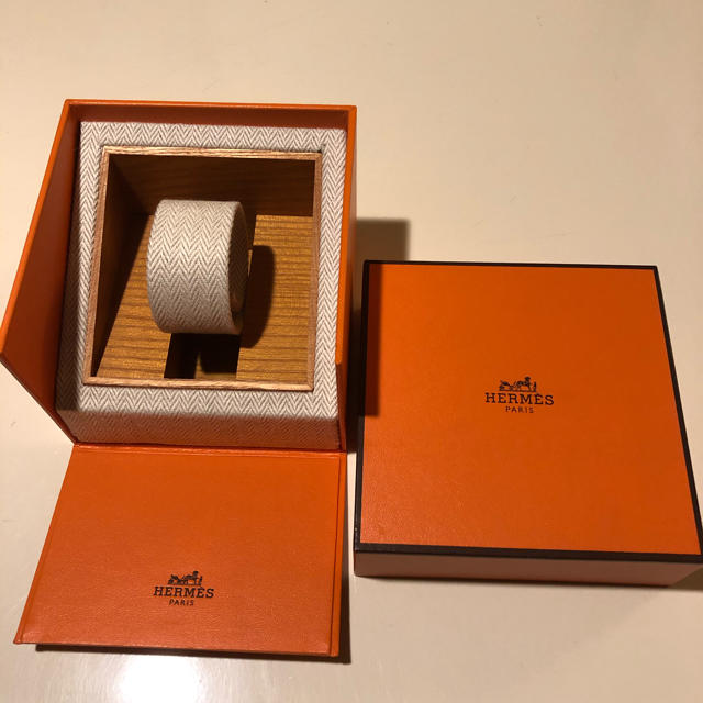 Hermes(エルメス)のエルメス  時計　箱 レディースのファッション小物(腕時計)の商品写真