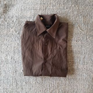 アーペーセー(A.P.C)のA.P.C.長袖シャツ　ブラウン　茶色(シャツ/ブラウス(長袖/七分))