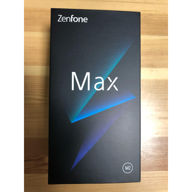 ASUS(エイスース)のZenfone Max M2 ZB633KL ミッドナイトブラック 新品未開封 スマホ/家電/カメラのスマートフォン/携帯電話(スマートフォン本体)の商品写真