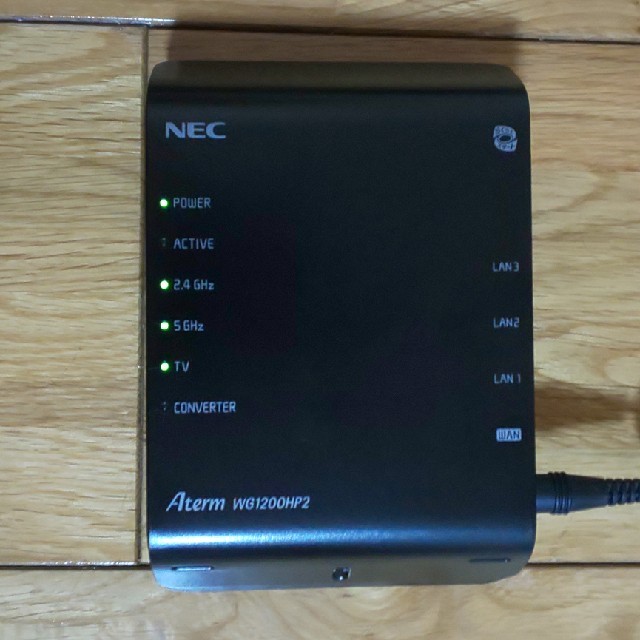 NEC(エヌイーシー)のAtrem WG1200HP2 付属品全てあり スマホ/家電/カメラのPC/タブレット(PC周辺機器)の商品写真