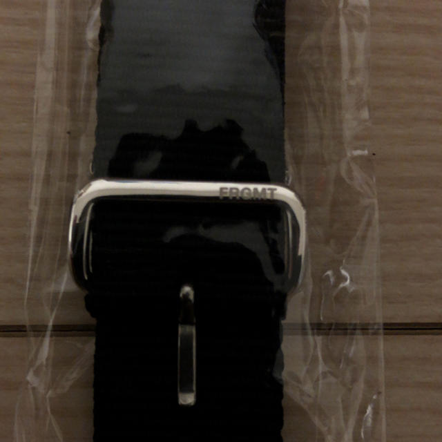 安い人気SALE FRAGMENT - Fragment Apple Watch NATO ストラップ バンド 20mmの通販 by shigeki's shop｜フラグメントならラクマ 国産正規品
