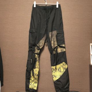 オフホワイト(OFF-WHITE)のROGIC ロジック PYTHON NYLON BONTAGE PANTS (ワークパンツ/カーゴパンツ)