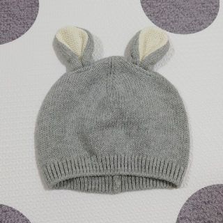 ベビーギャップ(babyGAP)のbabyGapうさ耳ベビーニット帽　6-12month　46センチ(帽子)