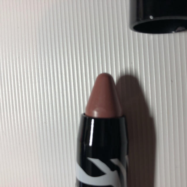 Sisley(シスレー)の新品未使用 シスレー リップカラーツイスト1 コスメ/美容のベースメイク/化粧品(口紅)の商品写真