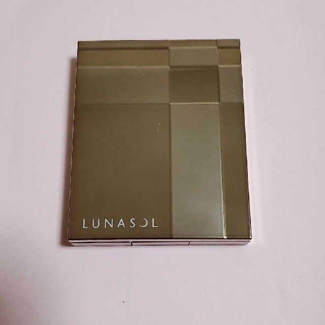 LUNASOL(ルナソル)のmaaako様　専用 コスメ/美容のベースメイク/化粧品(アイシャドウ)の商品写真