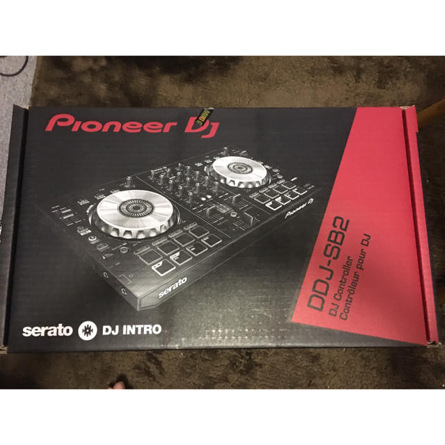 Pioneer(パイオニア)のDJ コントローラー　DDJ-SB2 楽器のDJ機器(DJコントローラー)の商品写真