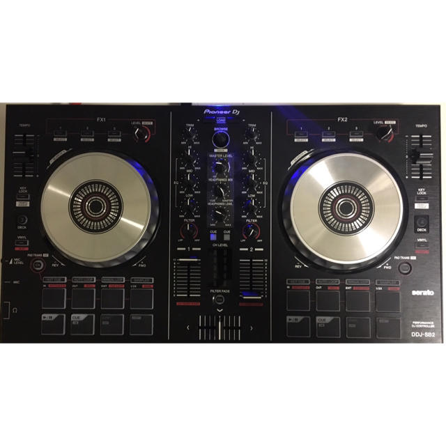 Pioneer(パイオニア)のDJ コントローラー　DDJ-SB2 楽器のDJ機器(DJコントローラー)の商品写真