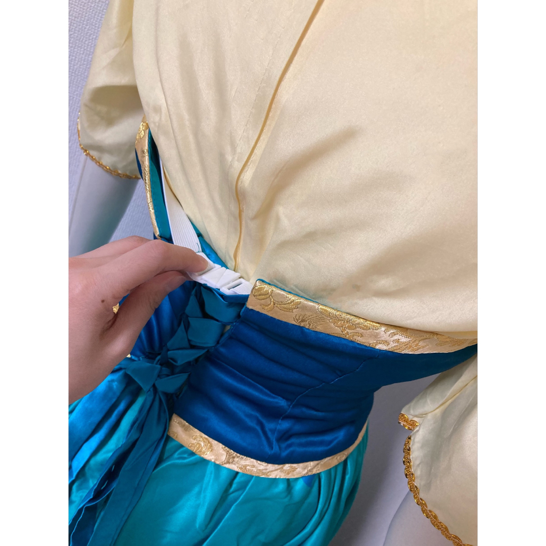 新品未使用✧︎ アナと雪の女王 エルサのサプライズ ドレス 新品未使用✧︎ アナと雪の女王 エルサのサプライズ ドレス