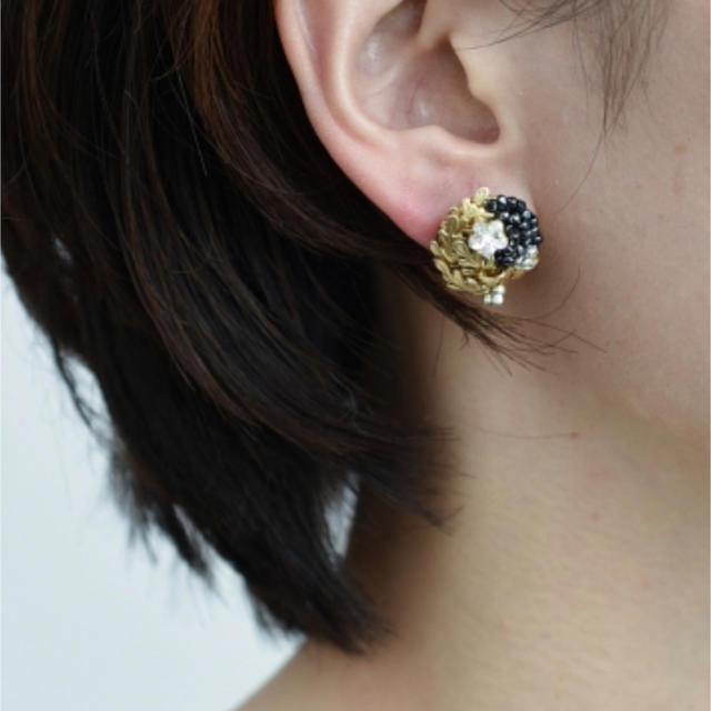 Ron Herman(ロンハーマン)のmonshiro Yomogita chain 2way pierce  ハンドメイドのアクセサリー(ピアス)の商品写真