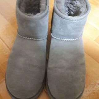 アグ(UGG)のUGG アグ　ムートンブーツ　クラシックミニ(ブーツ)