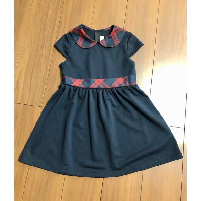 Catherine Cottage(キャサリンコテージ)の（新品・未使用）ワンピース 130 キッズ/ベビー/マタニティのキッズ服女の子用(90cm~)(ワンピース)の商品写真