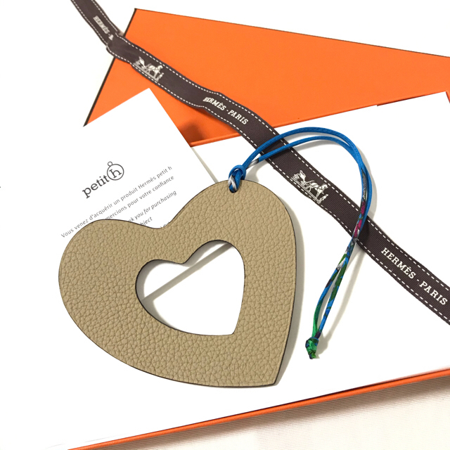 新品 HERMES プティアッシュ ハート Petith 国内定価以下 【上品