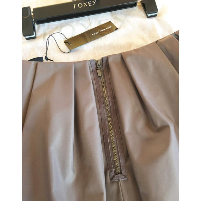FOXEY(フォクシー)の最終値下げ☆FOXEYフォクシー☆DM掲載バロンスカート♪タグつき超美品 レディースのスカート(ひざ丈スカート)の商品写真