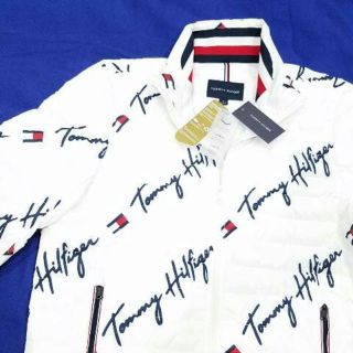 トミーヒルフィガー(TOMMY HILFIGER)のトミー　TOMMYロゴ入り　ダウンジャケット　US限定品　新品未使用(ダウンジャケット)