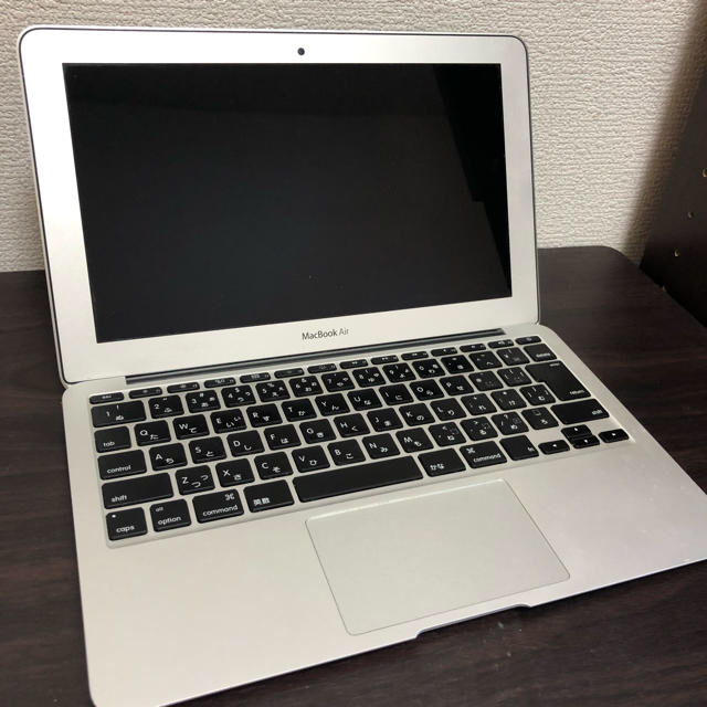 Mac (Apple)(マック)のMacBook Air 11-inch, Mid 2012 完動品 スマホ/家電/カメラのPC/タブレット(ノートPC)の商品写真