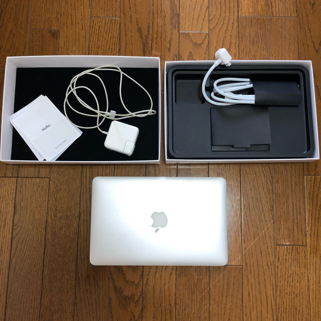 Mac (Apple)(マック)のMacBook Air 11-inch, Mid 2012 完動品 スマホ/家電/カメラのPC/タブレット(ノートPC)の商品写真