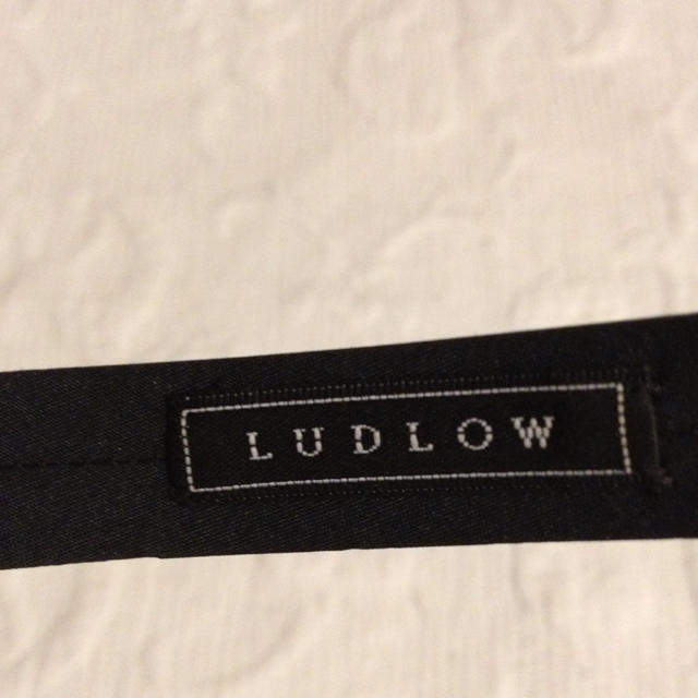 UNITED ARROWS(ユナイテッドアローズ)の値下げLUDLOW♡カチューシャラドロー レディースのヘアアクセサリー(カチューシャ)の商品写真