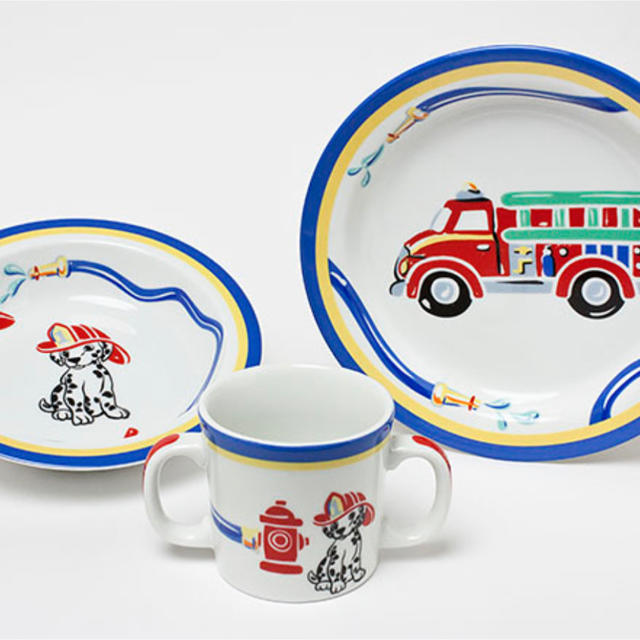 Tiffany & Co.(ティファニー)の「Tiffany Fire Station(ボーイズブルー）キッズ食器3点セット キッズ/ベビー/マタニティの授乳/お食事用品(プレート/茶碗)の商品写真