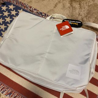 ザノースフェイス(THE NORTH FACE)のノースフェイス　2wayカバン　新品未使用タグ付き(ハンドバッグ)