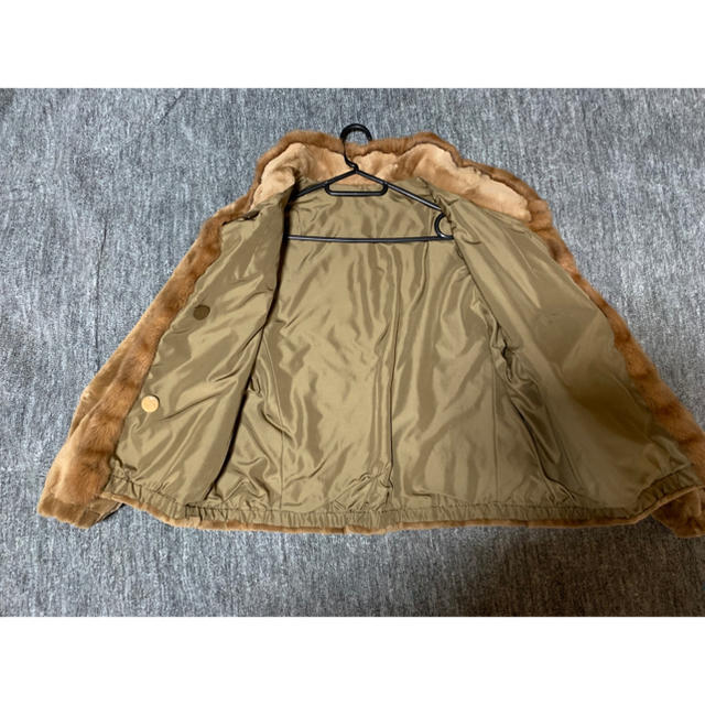 Labrador Retriever(ラブラドールリトリーバー)のラブラドールリトリーバー 毛皮コート ファーコート 定価18万 レディースのジャケット/アウター(毛皮/ファーコート)の商品写真