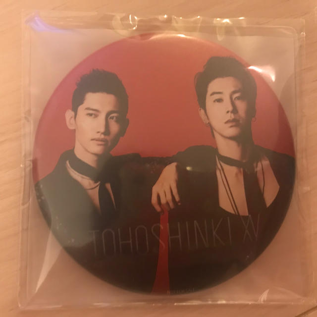 東方神起(トウホウシンキ)の【新品】東方神起 TVXQ! 最新アルバム XV 初回限定版CD 缶ミラー付き エンタメ/ホビーのCD(K-POP/アジア)の商品写真