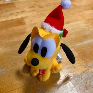 ディズニー(Disney)のプルート　クリスマス　キーホルダー(キャラクターグッズ)