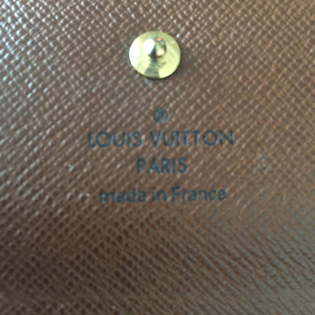 ルイヴィトン　二つ折財布