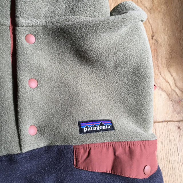 patagonia(パタゴニア)のパタゴニア　シンチラ　セージカーキ　Mサイズ メンズのジャケット/アウター(ブルゾン)の商品写真